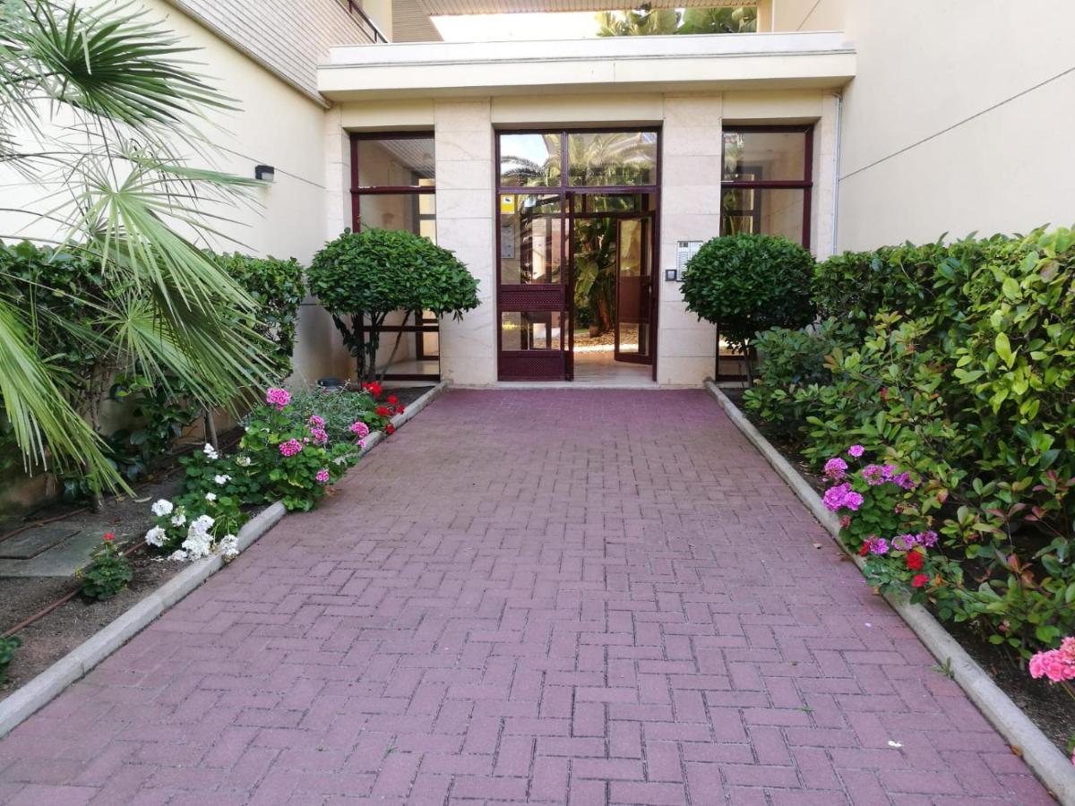 Apartament Mediterranea La Pineda